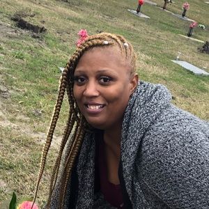 Meet your Posher, Agnes